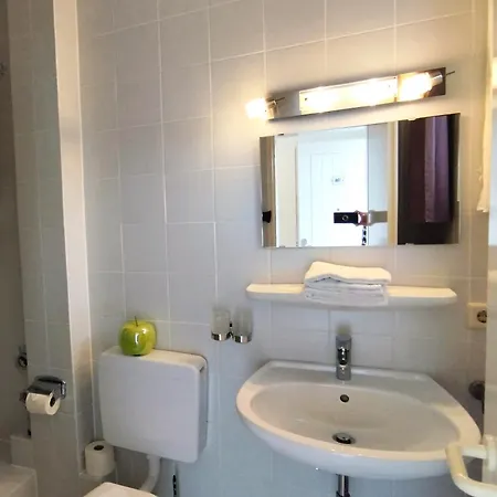 Modernes 1-zimmer-appartement Im Kurgebiet Von شقة *